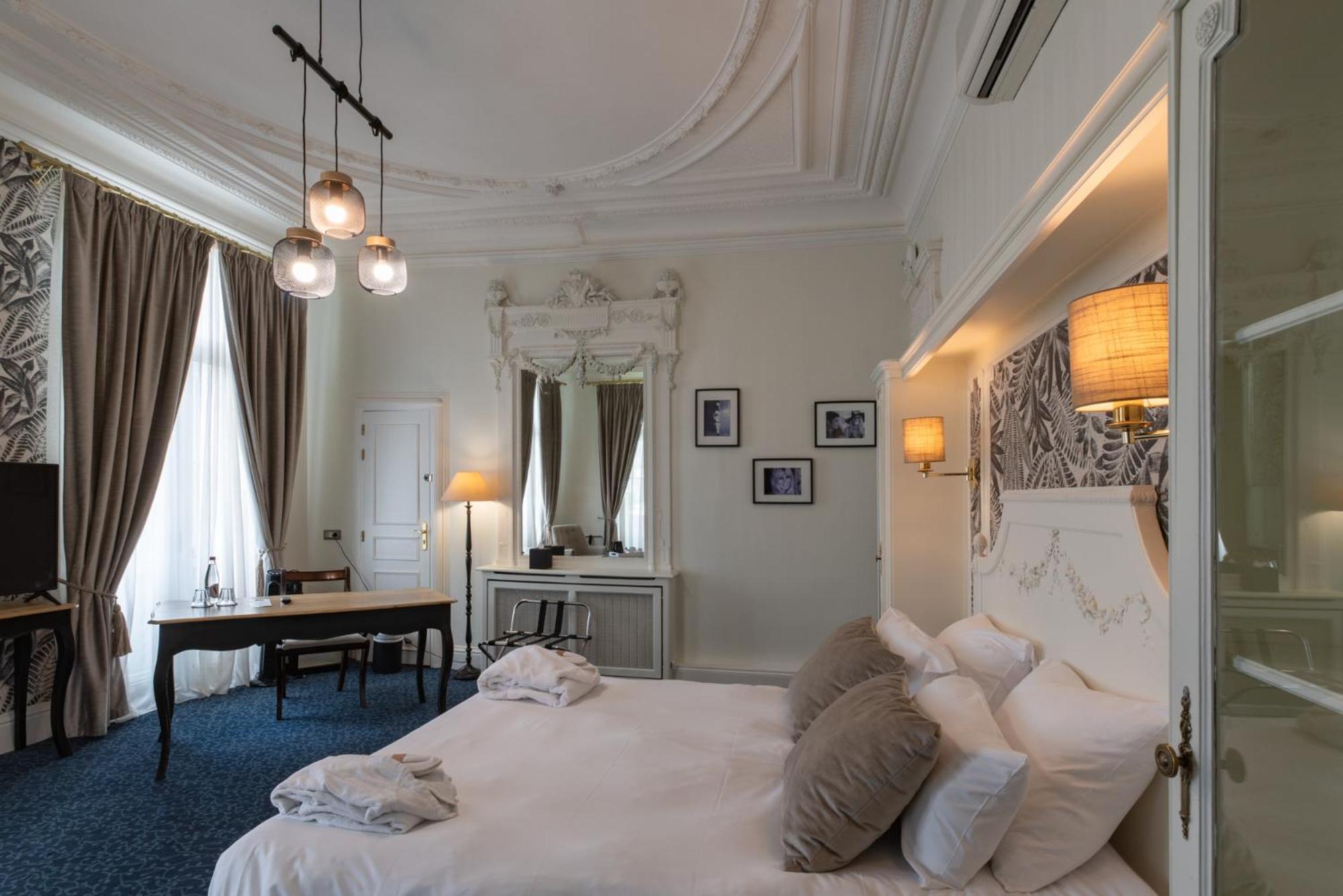 Oceania Hotel D'Anjou Анже Екстериор снимка